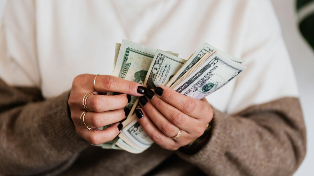 Best Tips for Avoiding Impulse Spending to Improve Financial Discipline and Save More